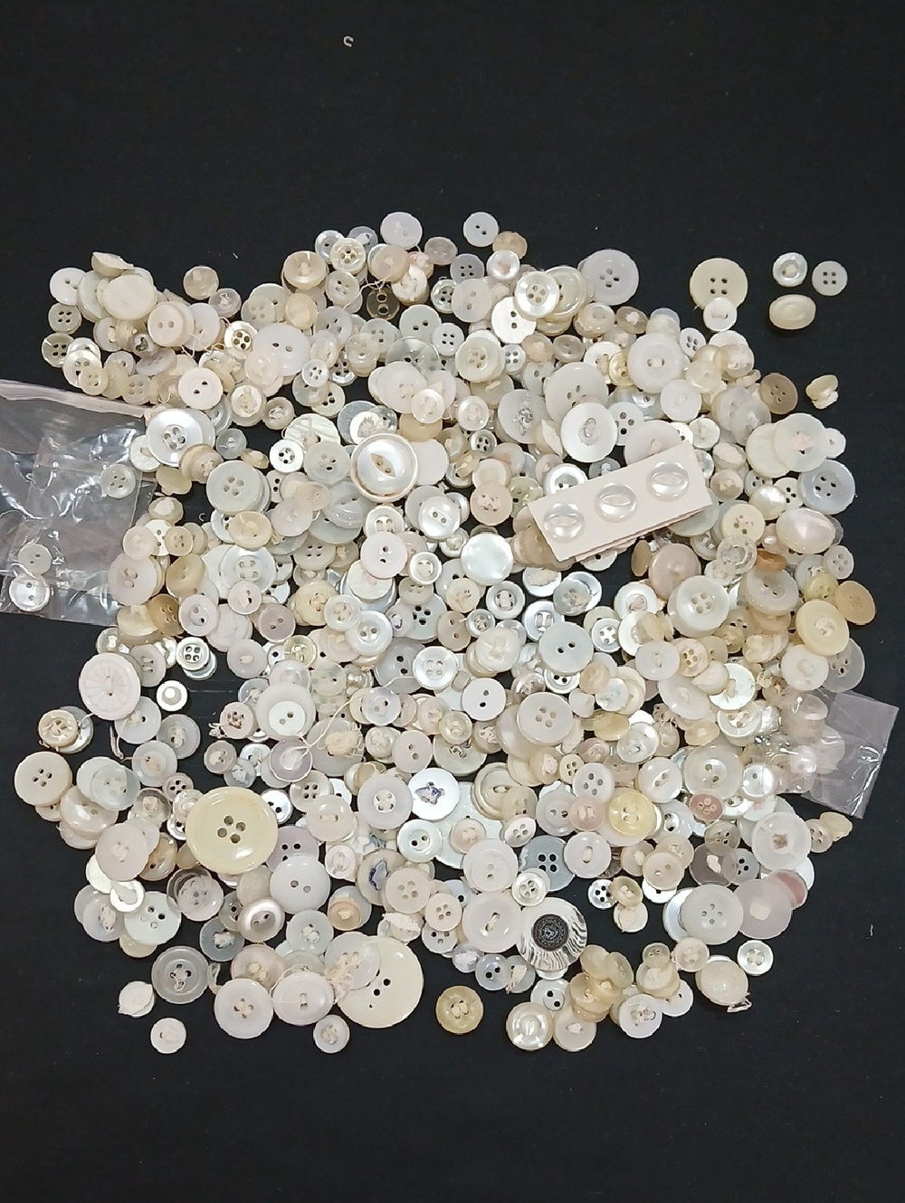 👛Vintage White and Cream Button Lot